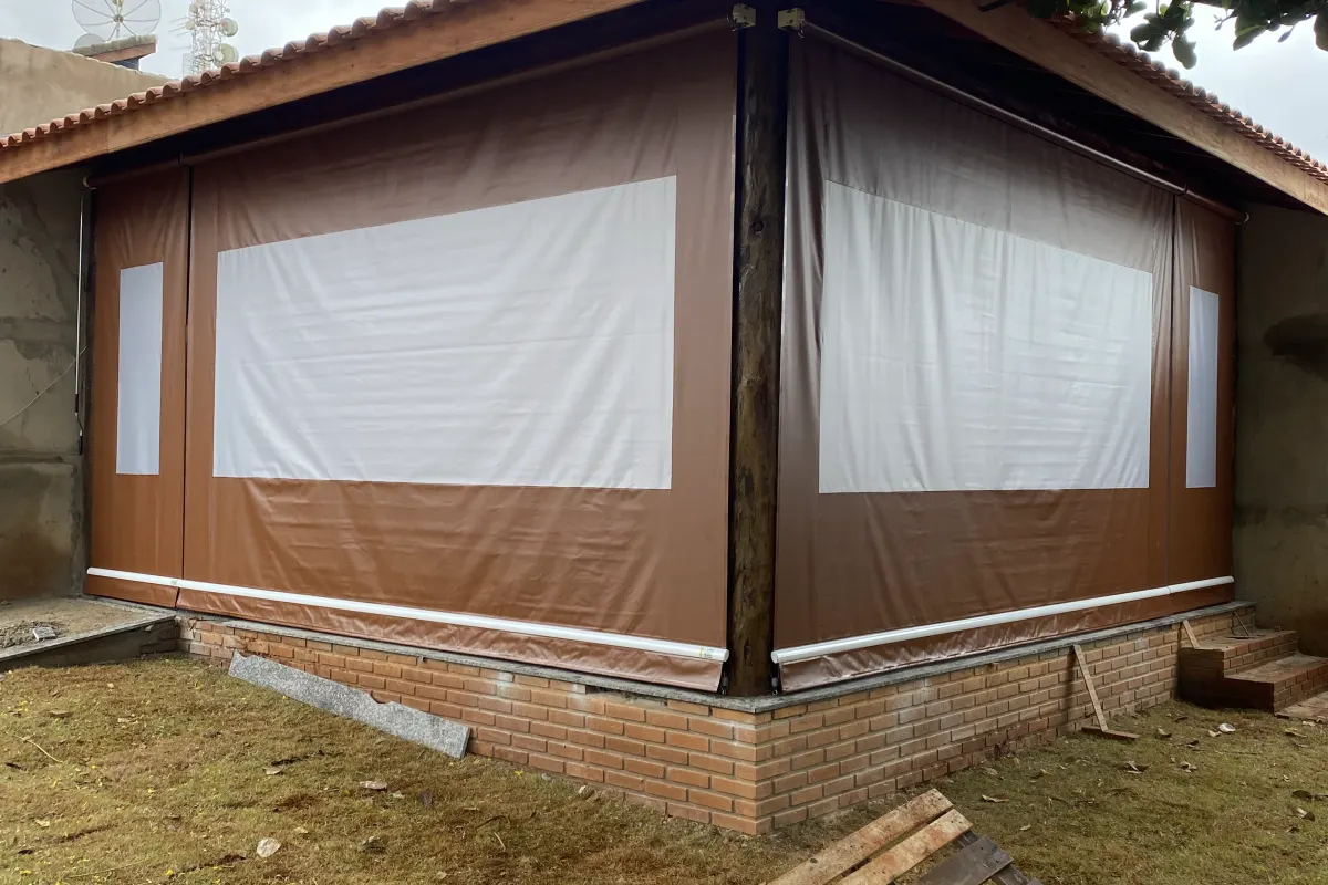 Projeto em Cortinas em Lona Vinílica 07